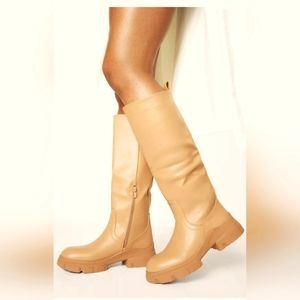 WAVED SOLE CHUNKY KNEE HIGH BOOTS camel size 5
